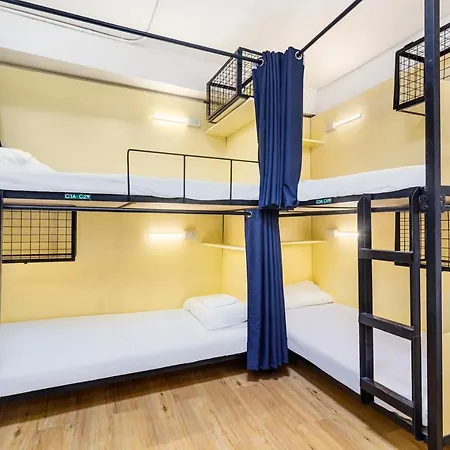 Nomad'S Hub - Best Value Co-Living Hostel-2